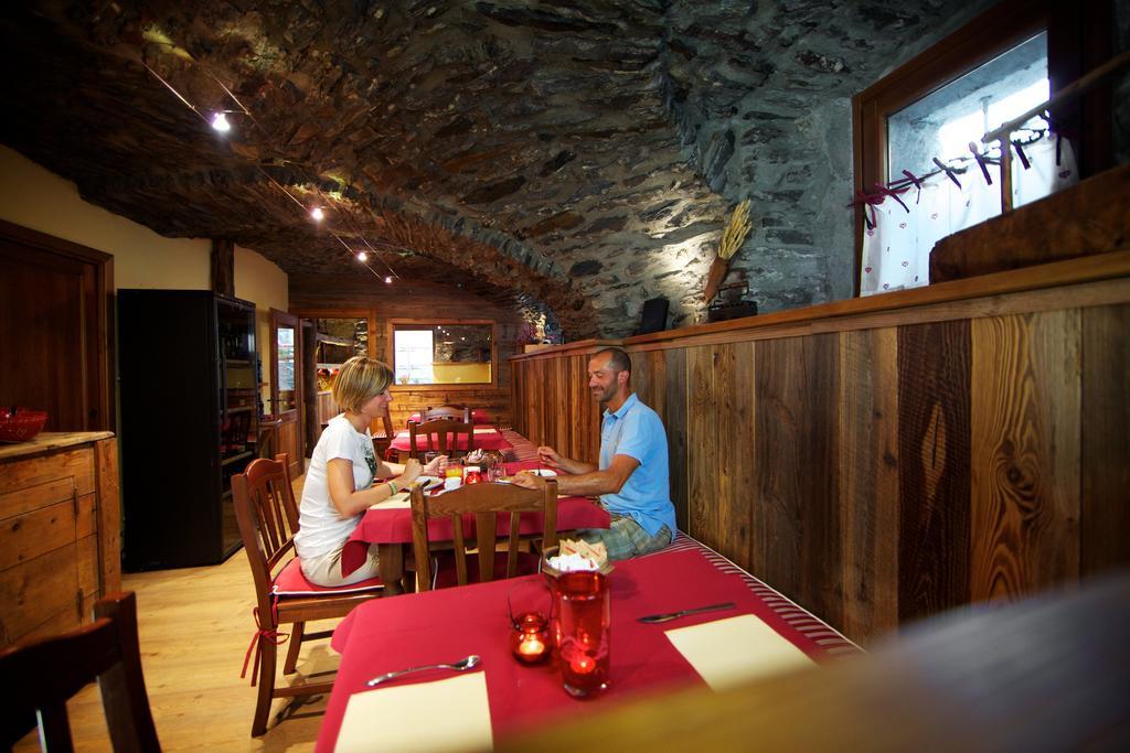 Le Petit Coeur Residence De Montagne La Salle Luaran gambar