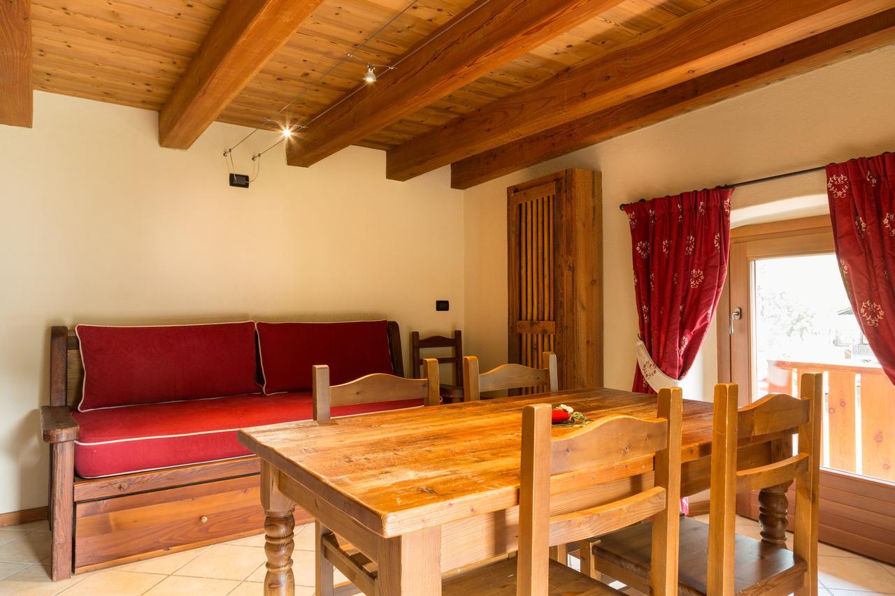 Le Petit Coeur Residence De Montagne La Salle Luaran gambar