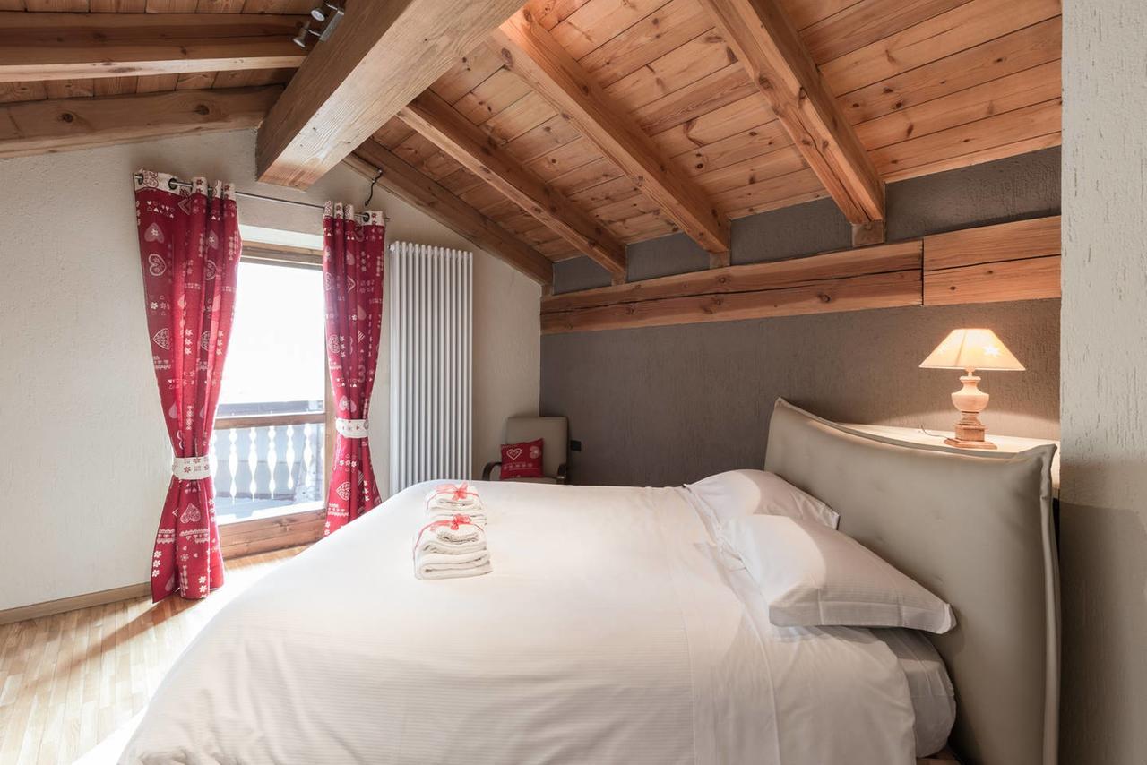 Le Petit Coeur Residence De Montagne La Salle Luaran gambar