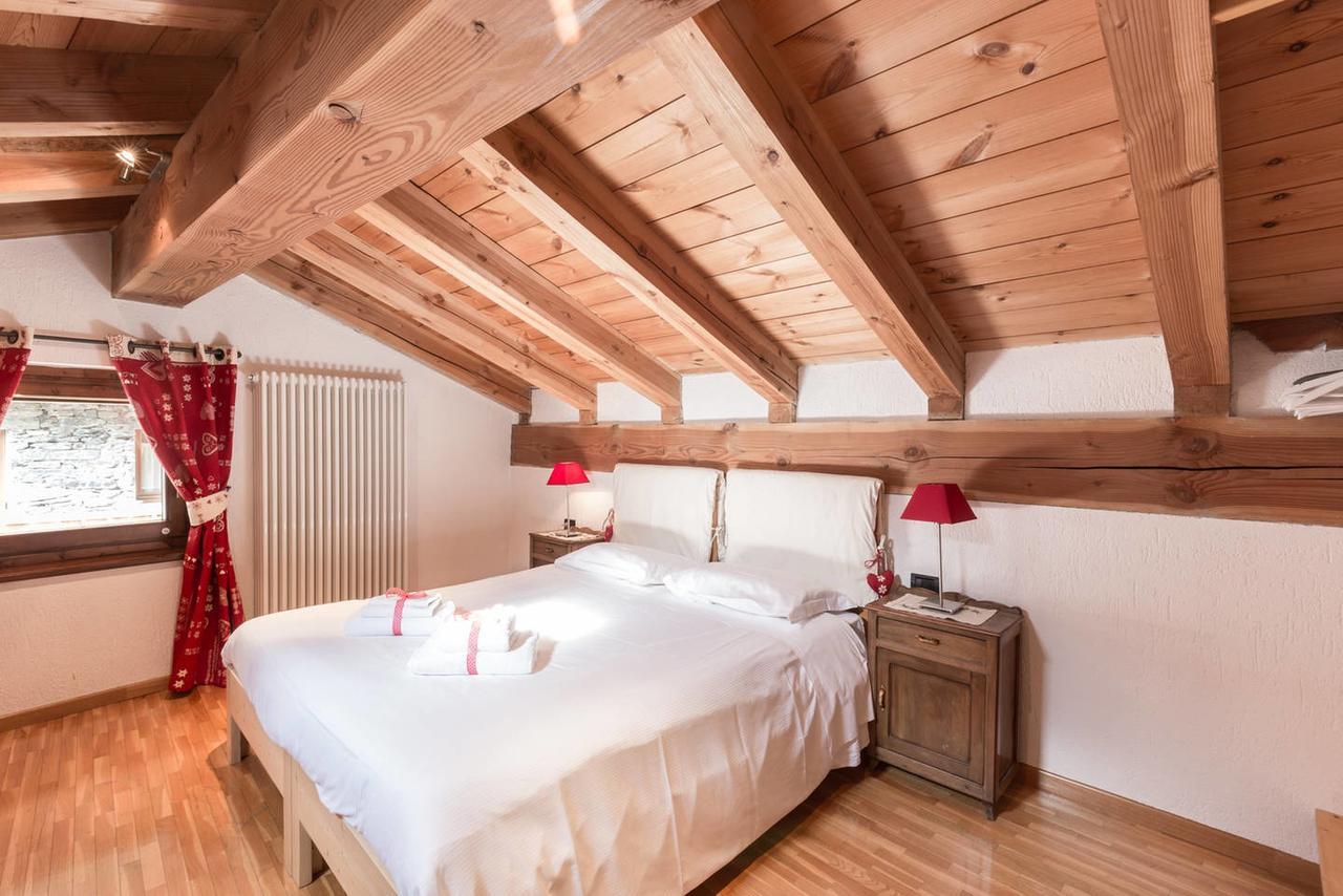 Le Petit Coeur Residence De Montagne La Salle Luaran gambar